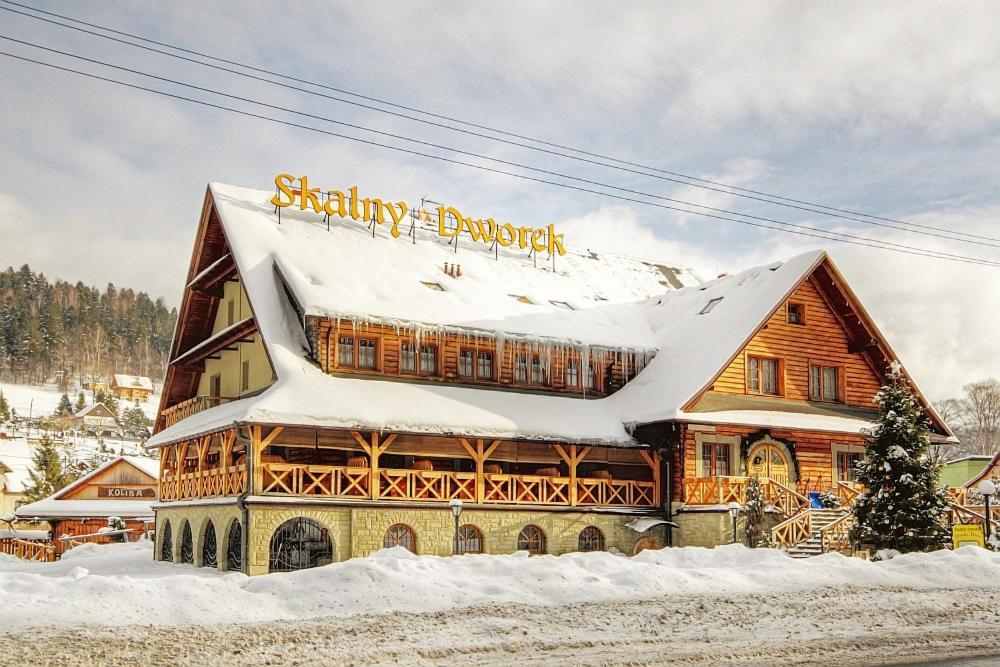 Skalny Dworek Брена Екстериор снимка